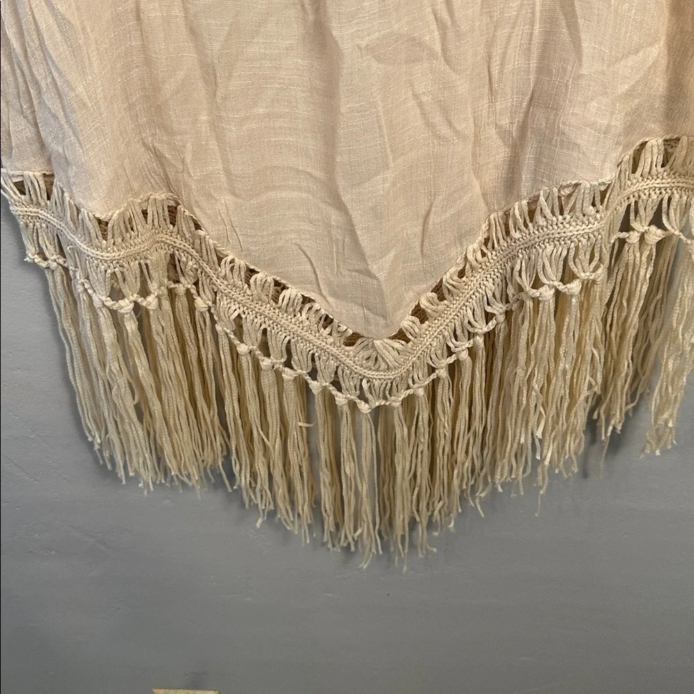 Boho Chic V-neck with crotchet and tassels Size XLarge